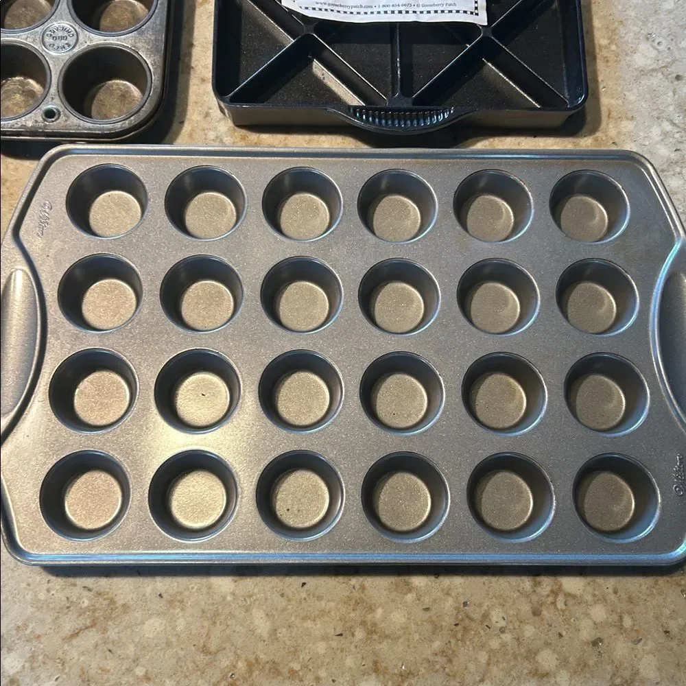 Nordic Ware five piece